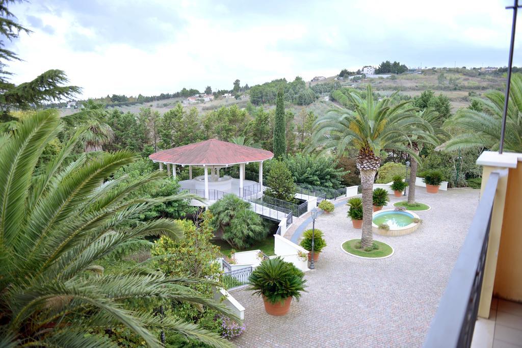 Hotel La Corte มาเตรา ภายนอก รูปภาพ