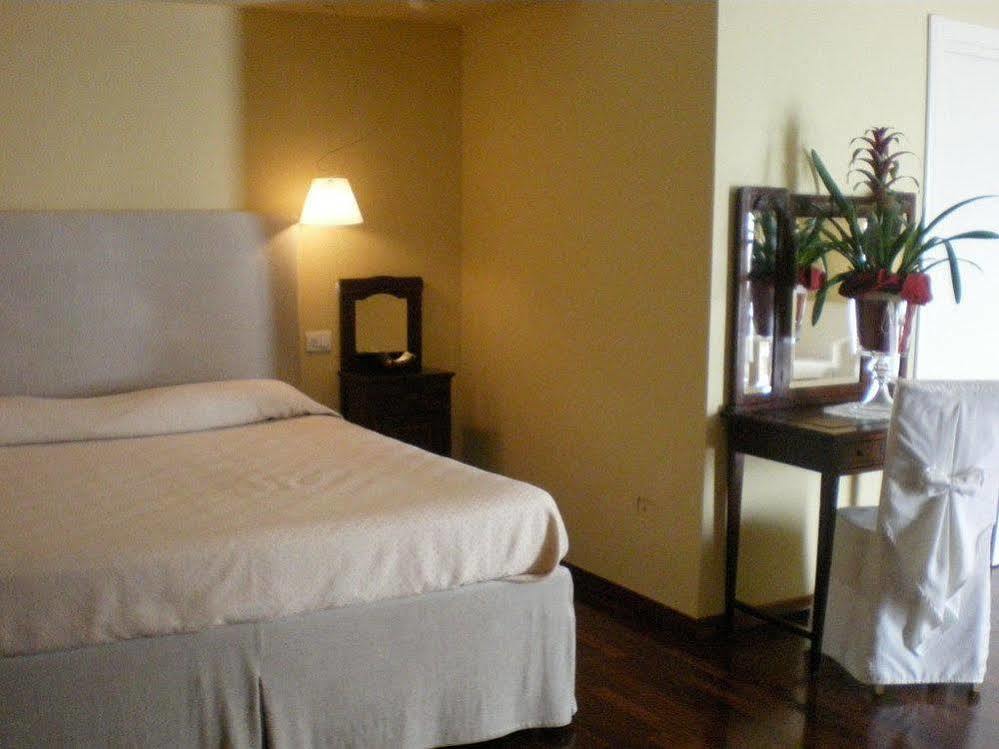 Hotel La Corte มาเตรา ภายนอก รูปภาพ